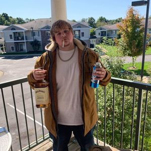 Meet your Posher, Hunter